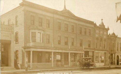 RPPC Postcard 6. Hotel Noonan, Madelia MN Watonwan County Posted 1911 - Picture 1 of 2