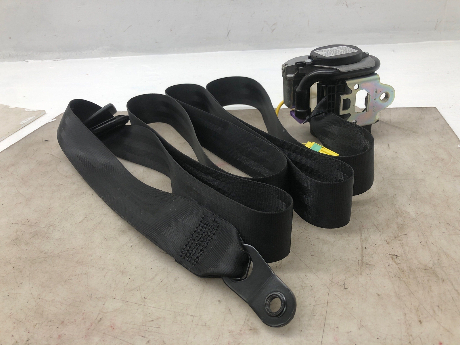2006-2012 BENTLEY CONTINENTAL OEM FRONT RIGHT SEAT BELT RETRACTOR 3W5857706