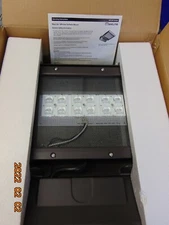 NEW MAXLITE MP-SM28UT4-50B BRONZE 28W MPULSE WALL MOUNT LIGHT 120/277V 5000K