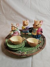 Mouse Tea Party Miniature Tea Display Set   3 Mice, 2 Cups Saucers and Platter