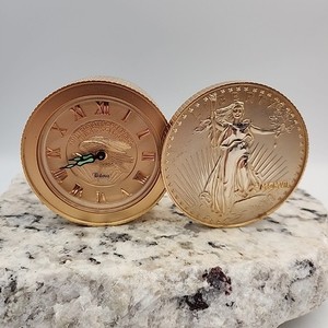 Horloge Liberty Vintage avec Sculpture Romaine, 1920s en vente sur