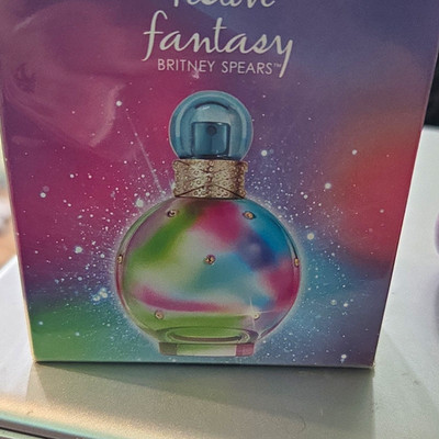 Britney Spears Festive Fantasy perfume NIB 1.0 fl oz
