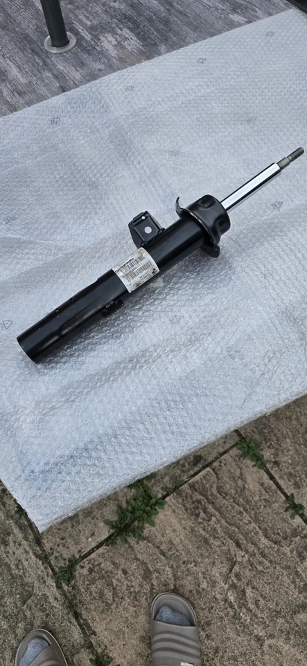 Genuine OEM Front Right Suspension Strut for BMW 31316796155 - Image 4 of 4