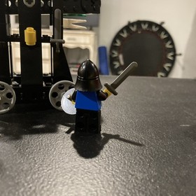 Vintage 1984 LEGO Castle Black Falcons Set 6030 Catapult Minifigs Manual 100%