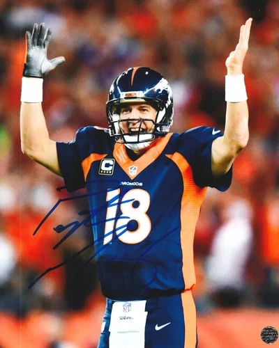 Peyton Manning Signed Autographed Denver Broncos NFL 8x10 Photo/COA/Hologram