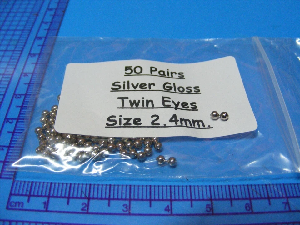 9 paquetes de 50 (450 en total) ojos gemelos de 2,4 mm en metal plateado brillante, atar moscas Foto 2 de 2