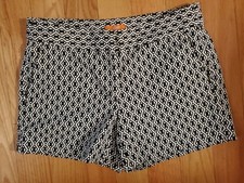 Women's Size 2 Joe Fresh Navy Blue And White Shorts