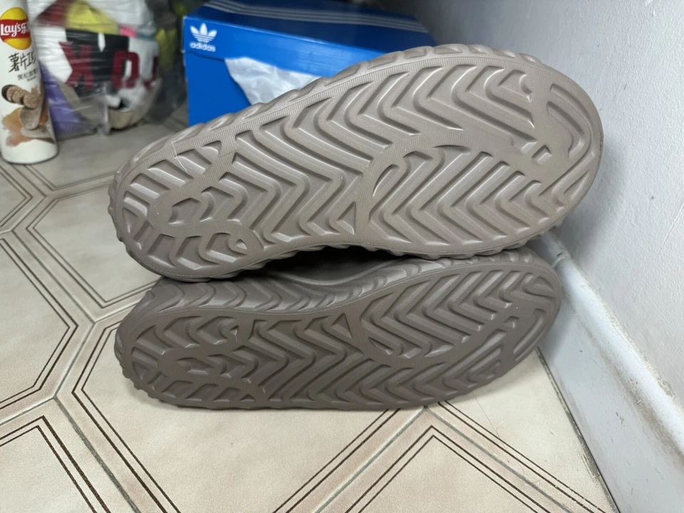 Bota Adidas ADIFOM Superstar Marrón Granate IG4501 Mujer Talla 9.5 *Caja Dañada* Foto 4 de 4