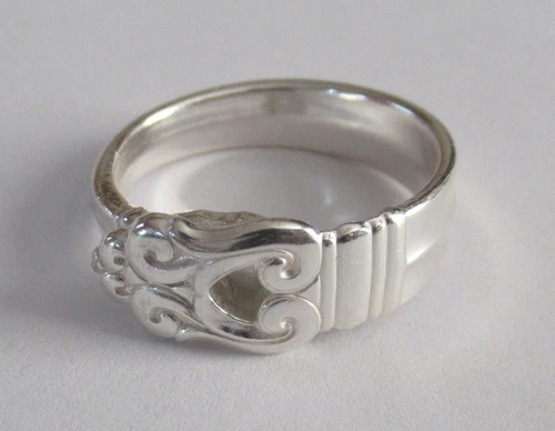 Sterling Silver Spoon Ring - 1939 International / Royal Danish - size 8