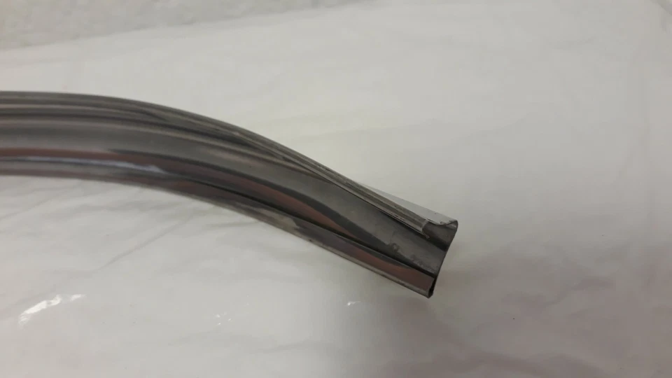 Oldsmobile 90 Series G-40 1940 capó central moldura 412732/8.054 NOS Foto 4 de 4