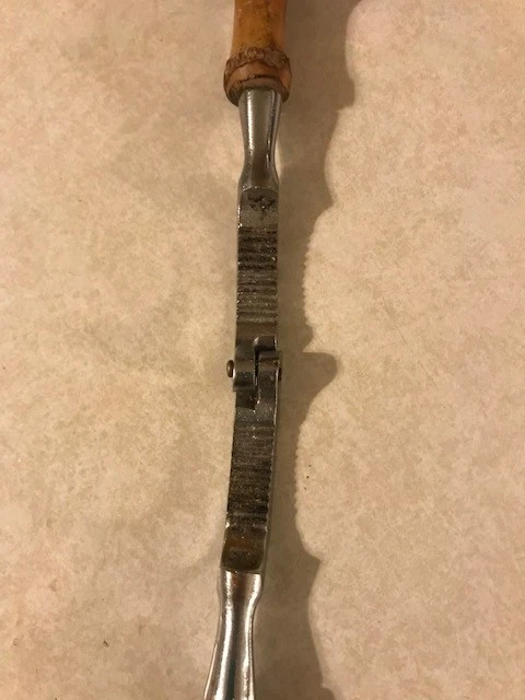 Vtg 1950s Carl Aubock Stainless Steel Bamboo Wood Handheld Nutcracker Barware - Image 4 of 4