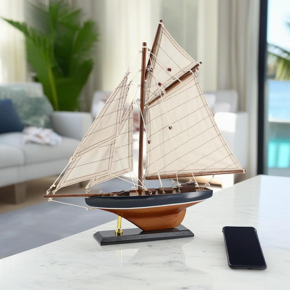 Maquette de voilier Americas Cup Modèle réduit de bateau - France Maquette de voilier Americas Cup Modèle réduit de bateau - France