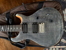 Chitarra elettrica PRS SE Custom 24 grigia corpo solido 6 corde 24 tasti RH + borsa