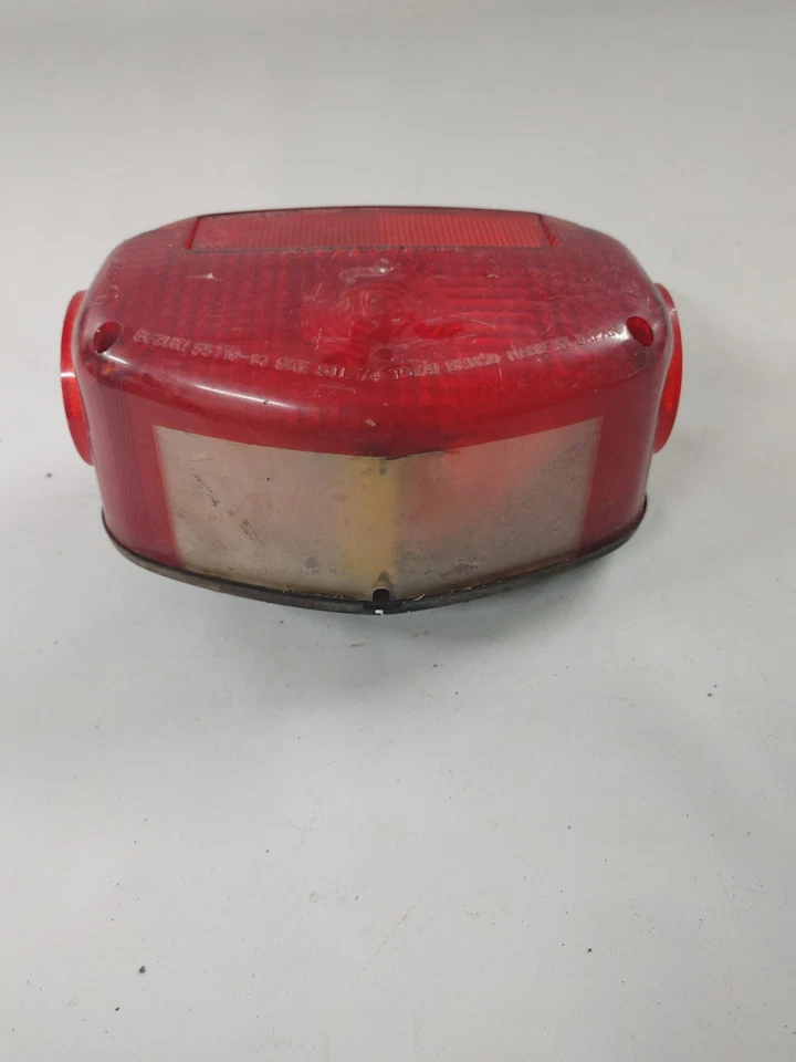 Combo luz trasera luz trasera Suzuki GS550 GS750 35710-45011 Foto 3 de 4