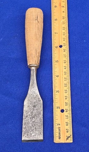 Antique 1-1/4" Timber Framing Carpenter’s Branded Wood Chisel - 第 9/15 張圖片