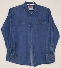 Wrangler Mens Shirt Large L/S Medium Wash Blue Denim Cotton Collared Button Down