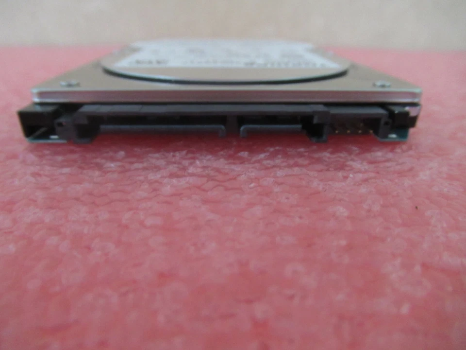 Toshiba 80GB HDD 7.2K 2.5" SATA Hard Drive Disk MK8054GSYF M854H - Image 4 of 4