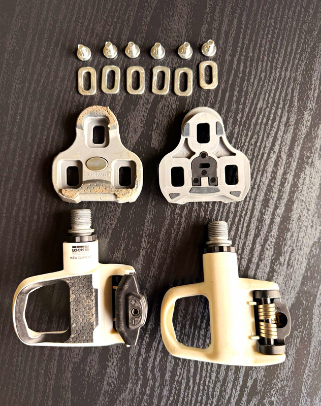 LOOK KEO Classic Road Clipless Pedals with Cleats & Bolts White/Black