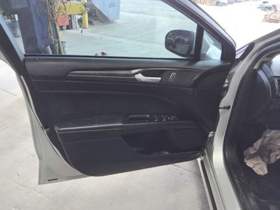 FUSION    2018 Front Door Trim Panel 664560