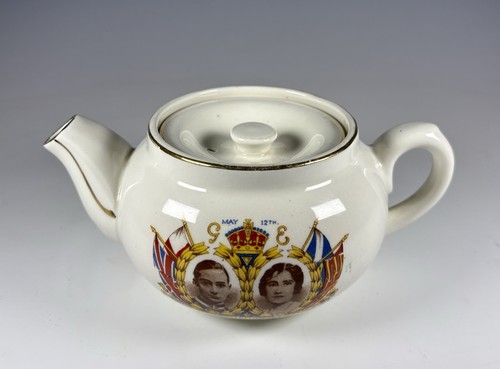 King George VI Queen Elizabeth Coronation Tea Pot 