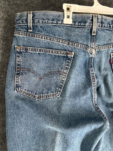 Vintage Levi's 550 Jeans Men 44x30 Blue Denim Relaxed Fit Made In USA Y2K - Picture 6 of 17
