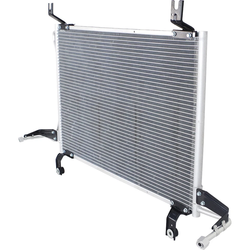 AC Condenser For 1994-98 Ford F-150 and F-250 94-97 F-350 94-96 Bronco FO3030134 - Imagem 2 de 4