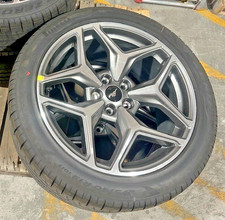 2025 Ford Mustang 19 Gt Wheel And Pirelli Staggered Tire Set Takeoffs 4 Qty