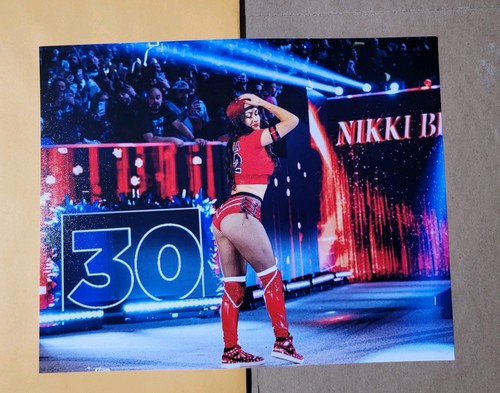 NIKKI BELLA SEXY BEAUTIFUL 8x10 GLOSSY PHOTO WWE Royal Rumble Entrance Walk - Picture 2 of 2