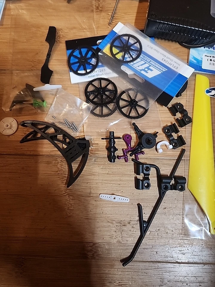 Esky Revolution RC Helicopter w Large Lot of Extra Parts - Image 3 of 4