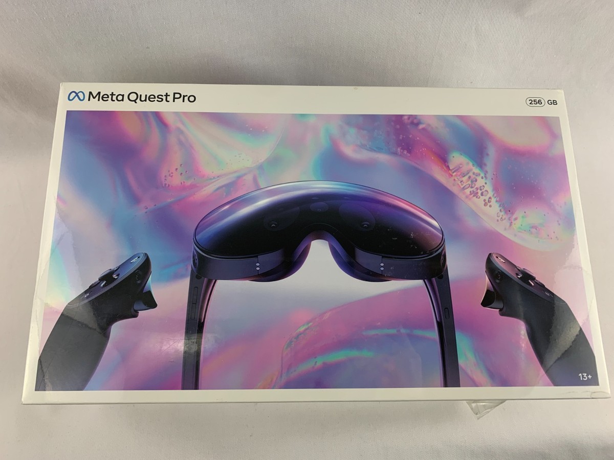 Meta Quest Pro 256GB VR Headset w/ Full Light Blocker - BRAND NEW