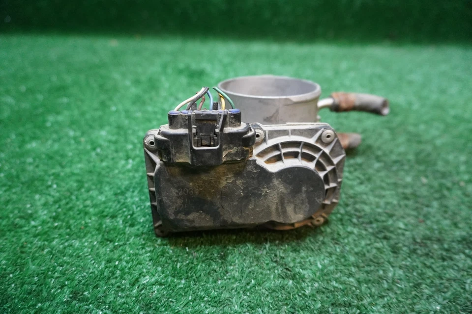 Toyota RAV4 2010 2,4 L carrocería del acelerador OEM 2203036010 Foto 4 de 4