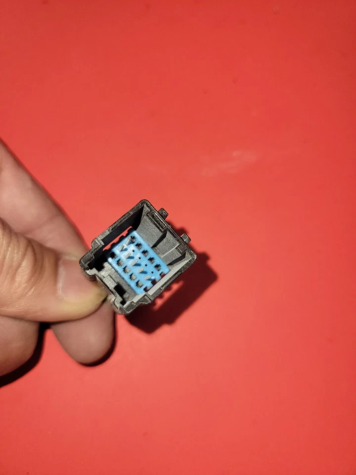 OEM 2013 - 2018 BUICK ENCORE ЖГУТ ПРОВОДОВ ЗАДНЕЙ ДВЕРИ 688328731 - Изображение 4 из 4