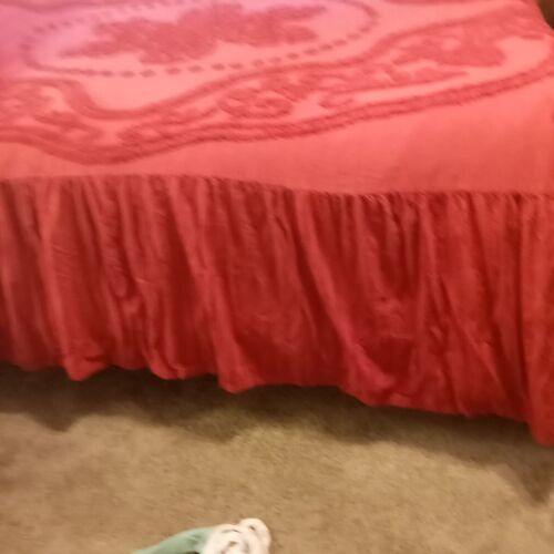 BrylaneHome Queen Chenille Bedspread Berry Burgundy Red 100% Cotton Coverlet - Picture 10 of 14