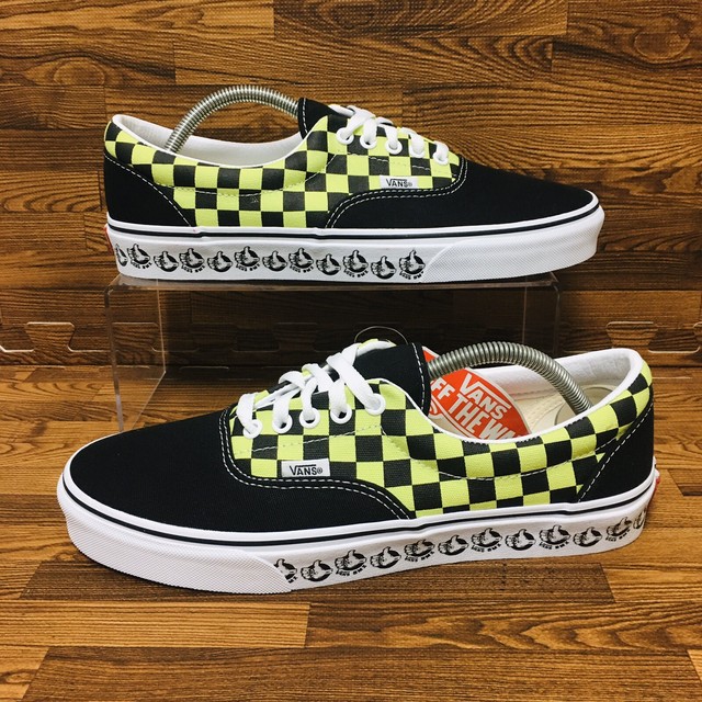 vans era winetasting