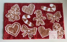 BETSEY JOHNSON Gingerbread Christmas NOVELTY BATH MAT Non Slip 20” X 30” NEW