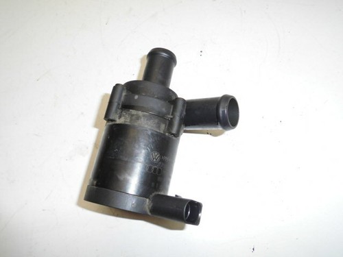 Original Volkswagen Golf VI 6 Zusatzwasserpumpe Wasserpumpe 1K0965561