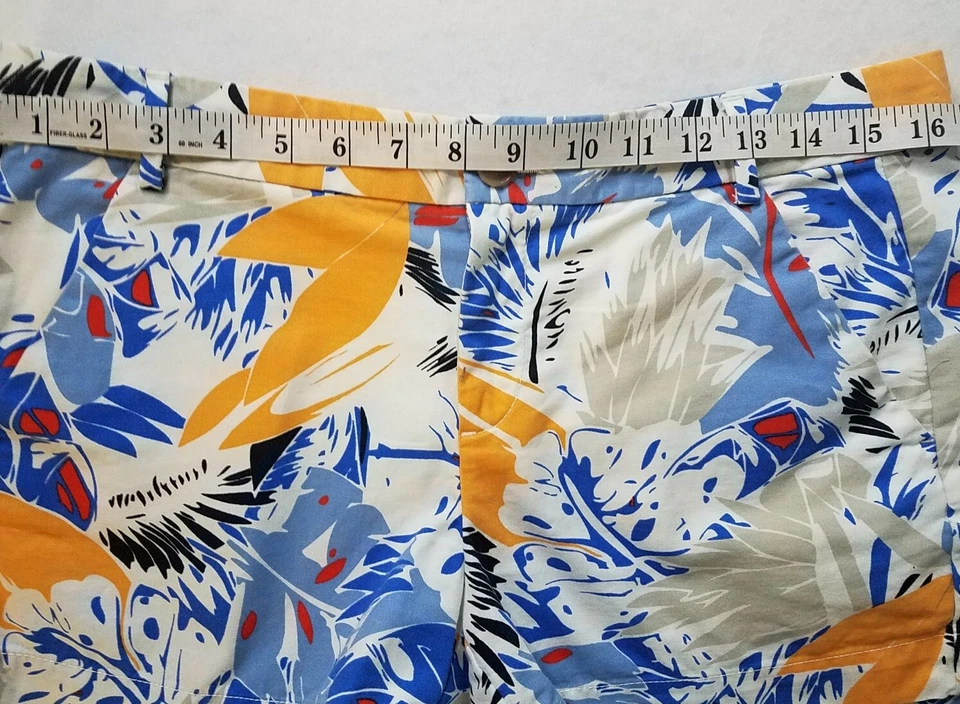 Шорты Khakis By GAP женские размер 4 белые синие китайские солнечные с гавайскими карманами - Изображение 2 из 4