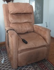 Aufstehsessel Vista, für komfortables Sitzen und entspanntes Liegen