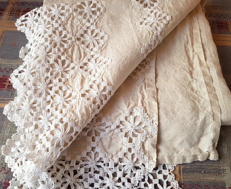 DRAP d' enfant en lin brodé ,début XXe - 225 cm x 110 cm - Photo 2/3