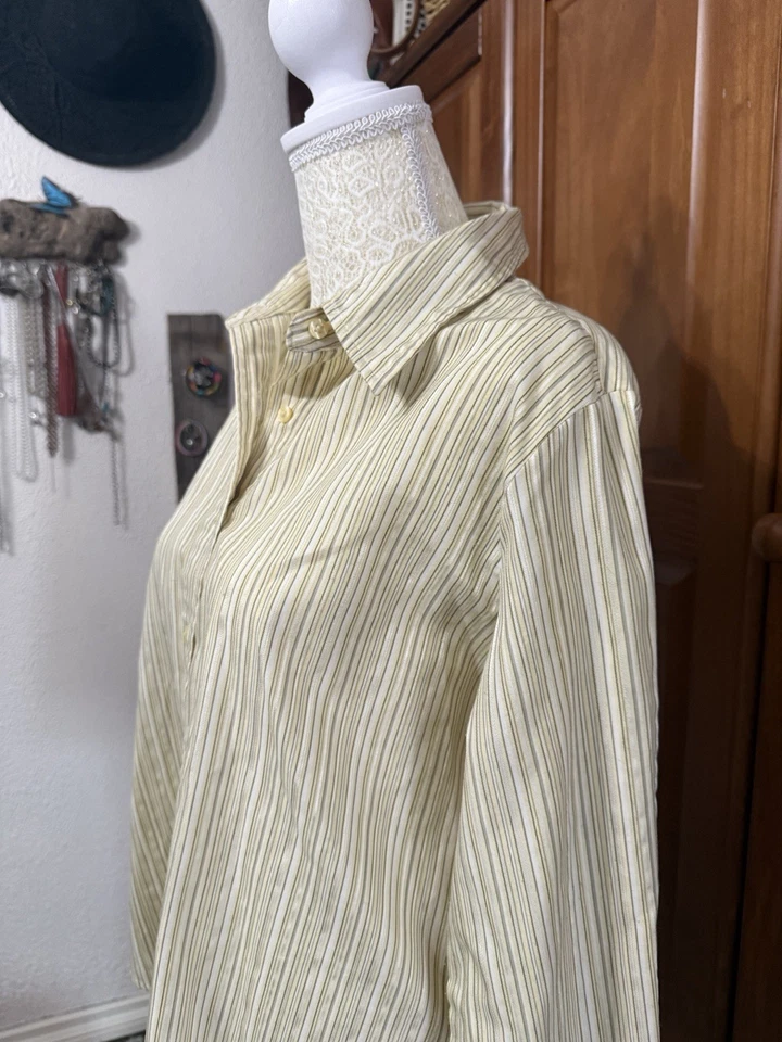 Blusa Top Ciervo Blanco Para Mujer Mediana M Amarillo Rayas Cuello Manga Larga Usada en Excelente Condición Foto 3 de 4