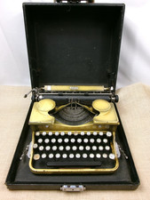 Antique Vintage 1930 Royal 2-tone yellow typewriter w/case Serial # 1233356 thumbnail