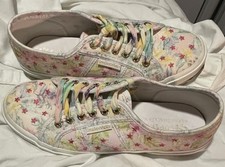 SuperGA x LoveShackFancy Różowe Damskie Kwiatowe Haftowane Trampki 8,5-9 EU 39,5