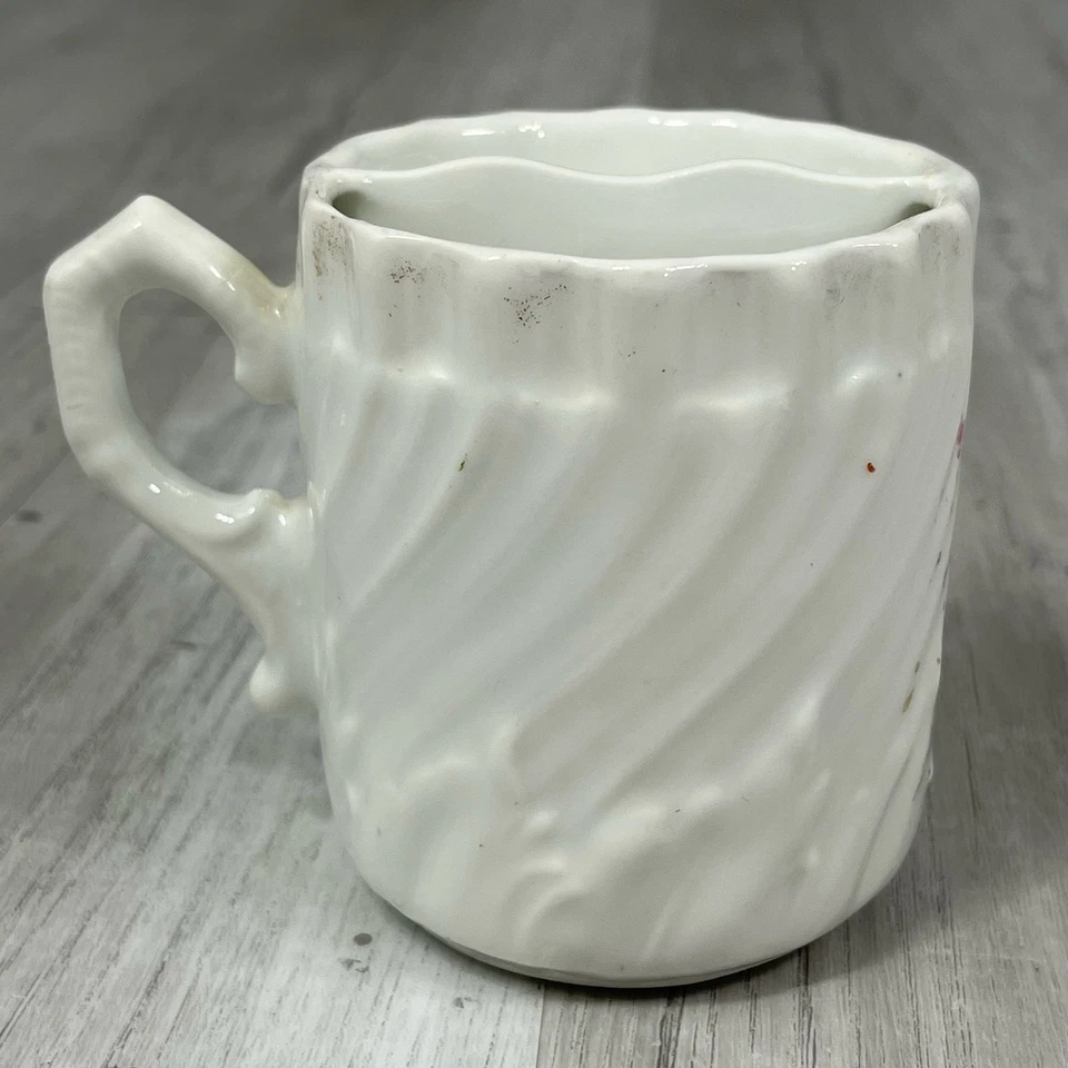 Antica tazza navetta da barba floreale delicato disegno floreale struttura a vortice diagonale - Immagine 4 di 4