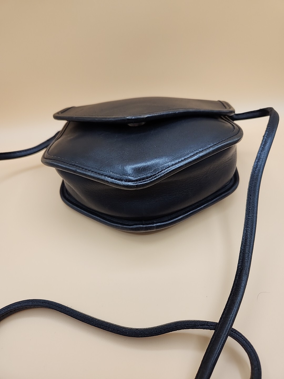 VINTAGE COACH MEGAN GEOMETRIC CROSSBODY BAG … Gem