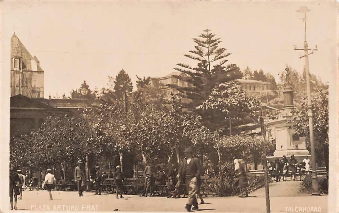 Foto postal temprana CONCEPCIÓN Talcahuano Plaza Arturo Prat CHILE