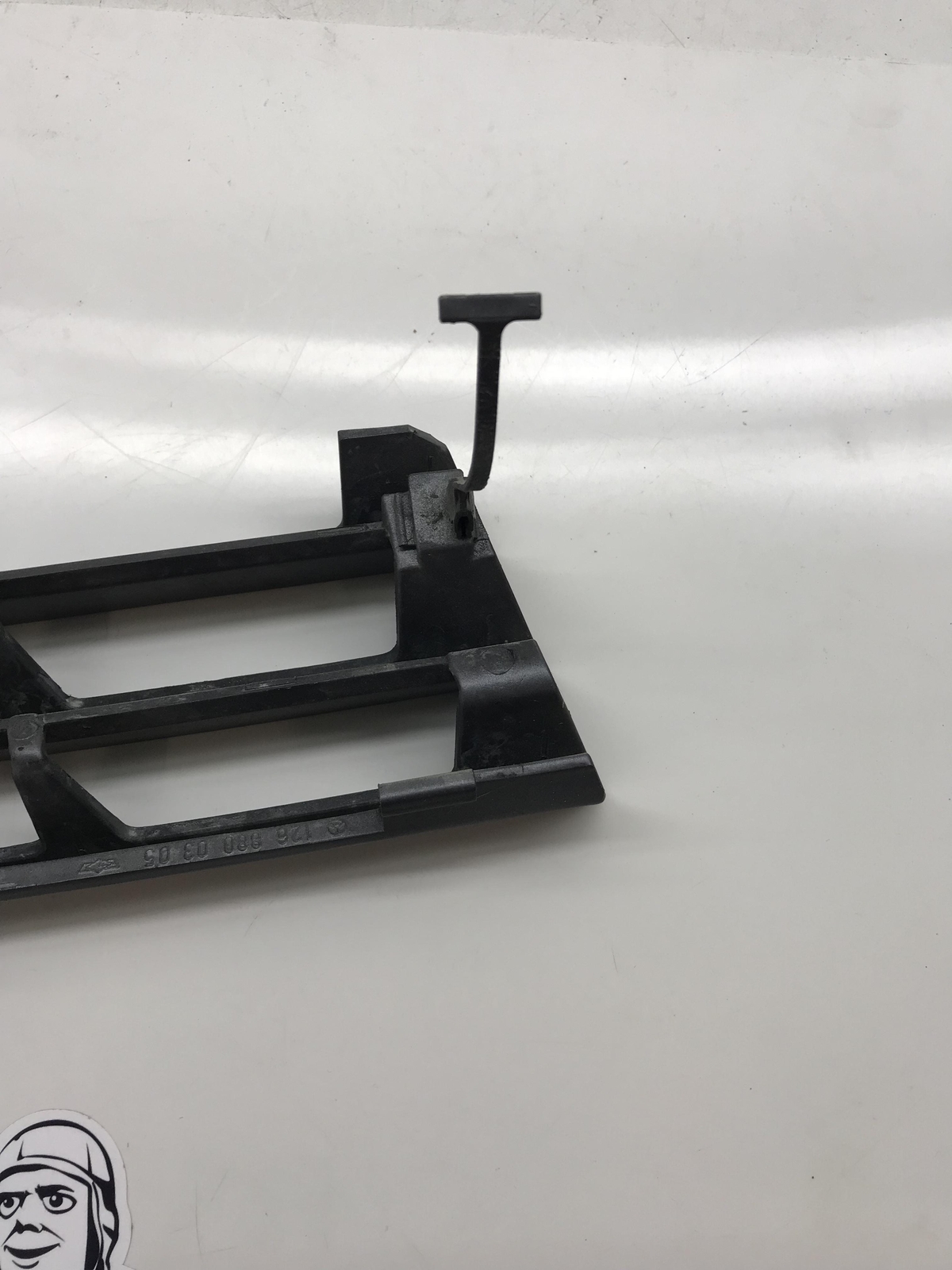 MERCEDES sec W126 C126 Coupe Abdeckung Abschlepphaken Stoßstange 