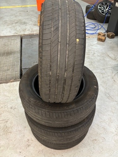 4 Tires 215 60 17 96V Michelin Summer Used Dot 2022