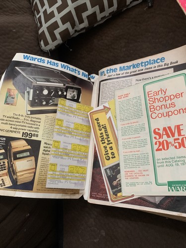 VINTAGE MONTGOMERY WARD Catalog FALL WINTER 1977 Clothes Retro Furniture Decor - Picture 3 of 12