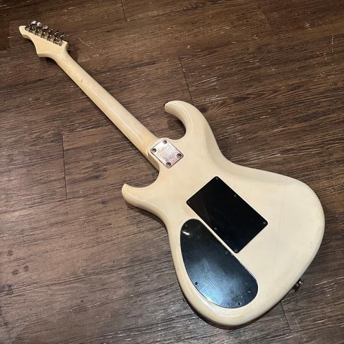 Aria ProII RS WILDCAT Used Electric Guitar / SSH / Matching Head / White - Picture 3 of 9