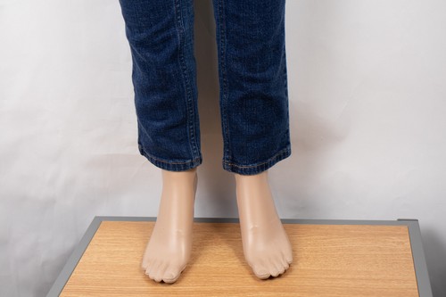 Levi's Jeans 524 Too Superlow Skinny 3 (26 X 31) Women's Juniors Distressed - Picture 4 of 10